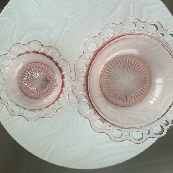 Bundle of 2. Anchor Hocking Lace Edge Pink Depression Glass Serving Bowl 1930s - Picture 6 of 12